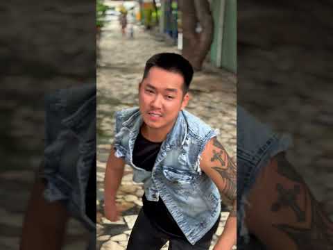 The beggar stood up to the bad guys #action #reaction #hero #martialarts