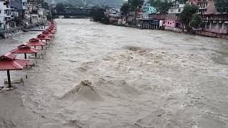 बारिश के बाद बागेश्वर की सरयू नदी में उफान