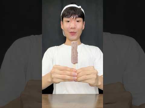 How to share chocolate popsicle 😊🍦