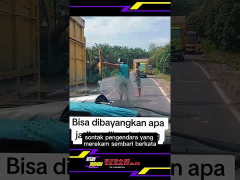 Untung saja sopir truknya sabar kalau tidak bagaimana nasib preman itu #shorts