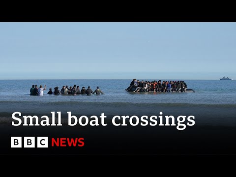 Smuggling gangs switch tactics to use 'taxi boats' for journeys across the Channel | BBC News
