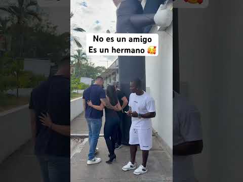 Un amigo así vale oro 🥰❤️ #infiel #amigos