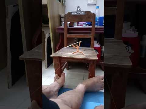 Behind the scenes of puppet show1