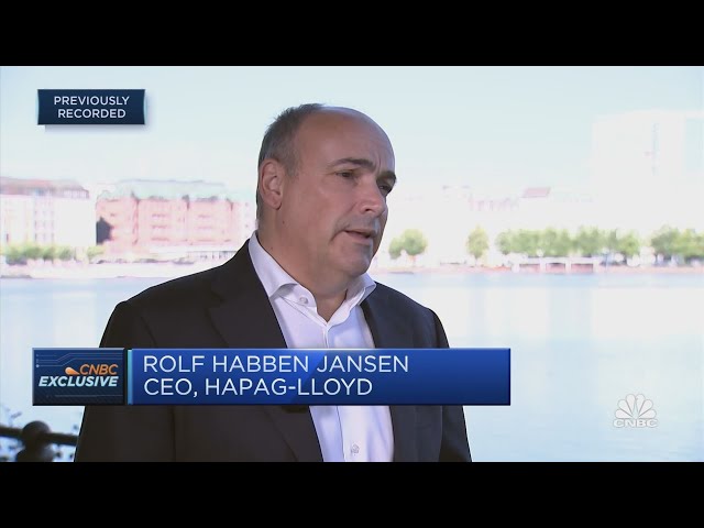 Supply bottlenecks to 'remain tight' for next few quarters, Hapag-Lloyd CEO says