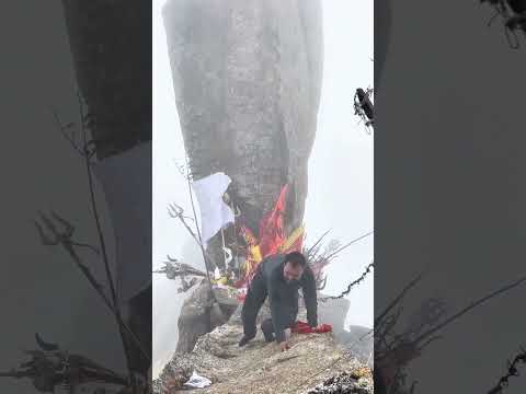 21000 हजार फिट पर मौजूद पांच कैलाश में से एक किन्नर कैलाश जहां पर हवा का प्रकोप #kinnaur