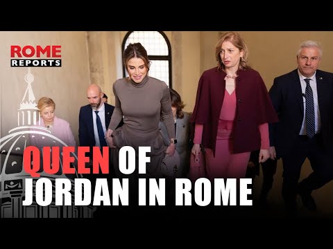 QUEEN RANIA of JORDAN in Rome on the 30th anniversary of relations with the Vatican