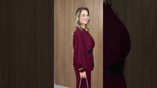 Vídeo adicional 6 do item Kimono Isadora em Viscolinho - Vinho - Leveza, Estilo e Versatilidade para Todas as Ocasiões