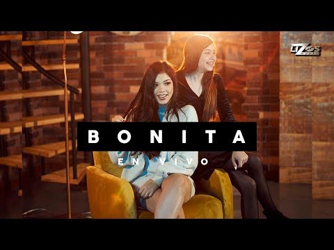 Kenia Os & Eloisa Os - Bonita version acústica (en vivo)