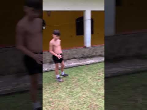 Ricardinho quase acertou na primeira tentativa…..#shorts