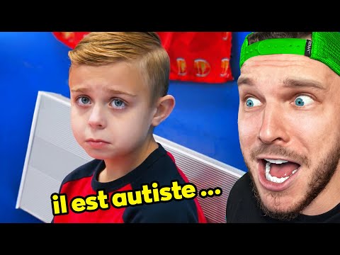 Il se Moque d'un Enfant Autiste..