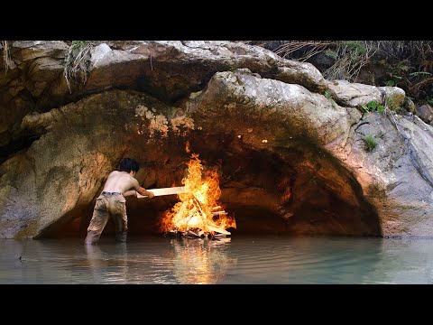 Build a Warm and Cozy Cave with Kitchen for Survival in 30 days, Water Wheel, fish trap, stone tools