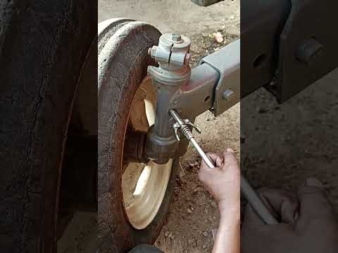 Grease the tractor #automobile #mechancial