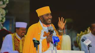 እውቀት ብርሃን ነው እውነትን ይገላጣል፣የማያውቅ ሰው ግን ደፋር ነው፡፡