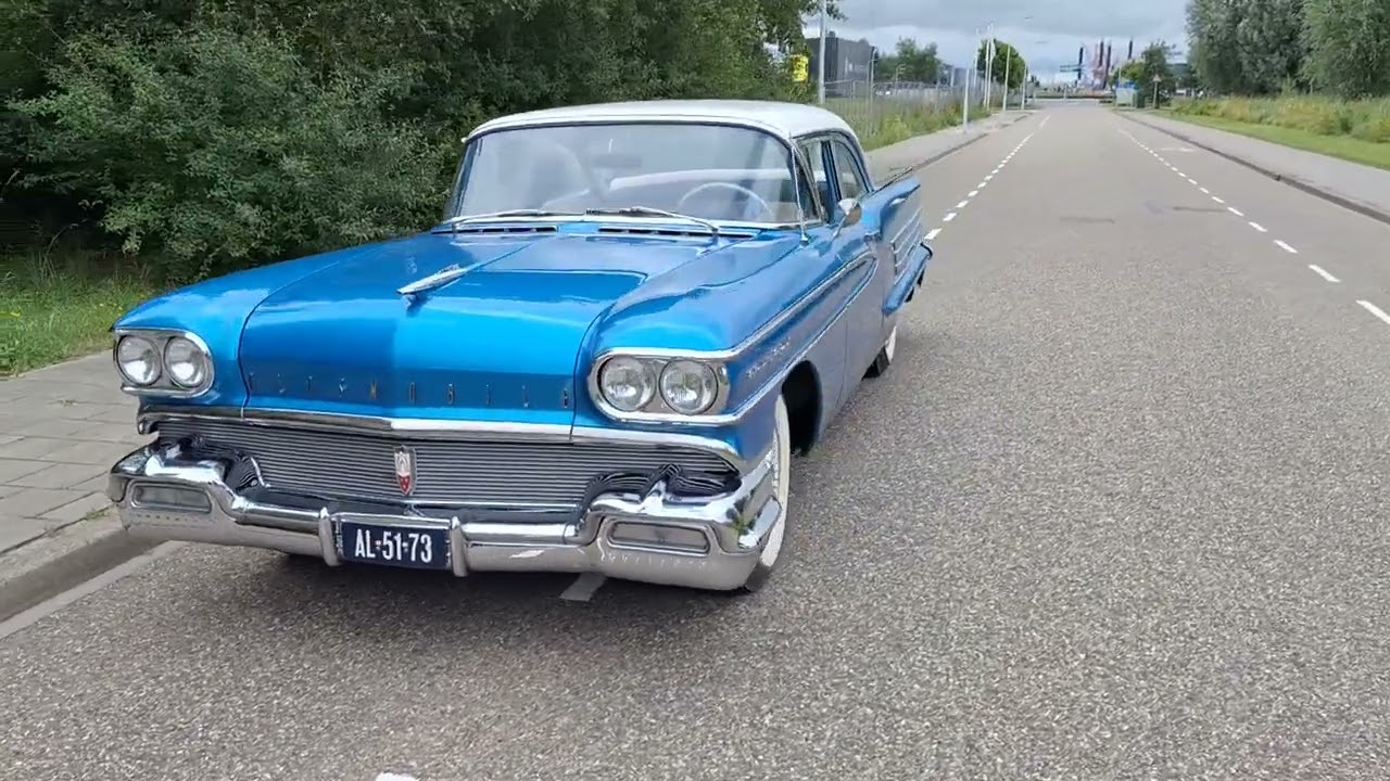 Vista previa del video del Oldsmobile Series 88 Holiday Hardtop (1958)