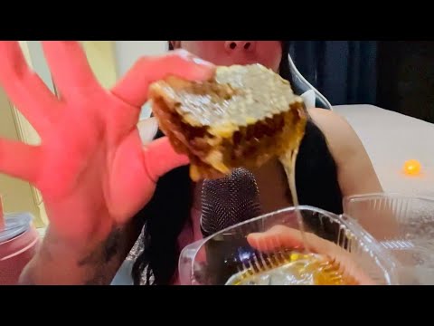 🔥💦🐝 ASMR EN ESPAÑOL | COMIENDO UN PANAL DE ABEJAS 🐝 SÚPER REL4JANT3 + STORY TIME🐝💦🔥