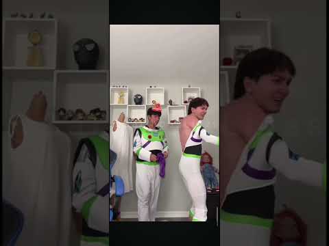 Tercer disfraz 🤣 #carlosalberto #humor #comedia #viralshort #risa