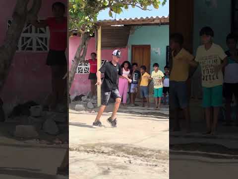 ASÍ SE BAILA EN LA COSTA 🕺