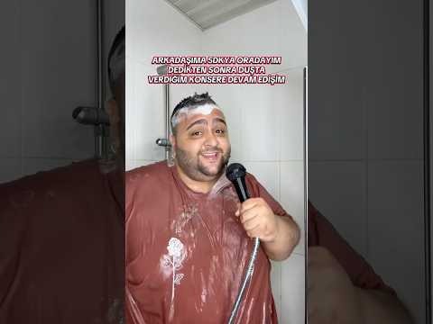 DUŞTA KONSER VERİYORUM! #shorts