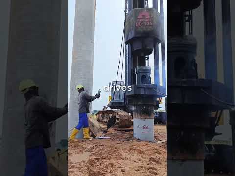 Why is he drawing on this pile?๐ค