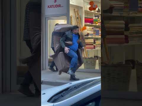 koltuk şakası yaptık!! #şaka #costume