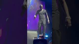 Akon Live