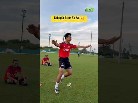 ARHAN TERLIHAT BAHAGIA BANGET DI KLUB THAILAND ☺️ #pratamaarhan #abroad #timnasindonesia