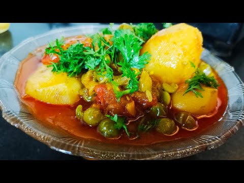 aloo ki tasty recipe aur sath mein matar banaye ghar par/ potato peas recipe