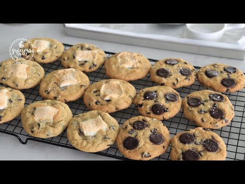 Crispy on the outside, chewy on the inside | Soft Chocolate Chip Cookies 2 Ways