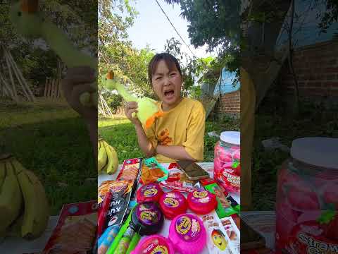 Đồ ăn màu xanh và chị chủ quán tạp hóa tốt bụng #shorts
