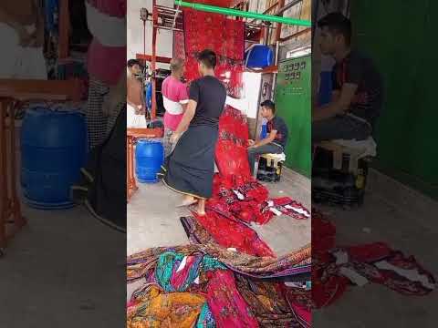 শাড়ি তৈয়ার করে কারখানা #viralvideo #viral #akalamblogs