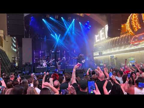 Teddy Swims - Don't Stop Believin' - Live at Fremont Street Experience, 10/21/2023