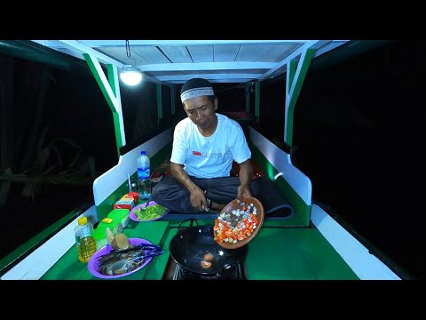 2 hari 1 malam menyusuri sungai mencari spot mancing baru sampai tidur dan masak di perahu