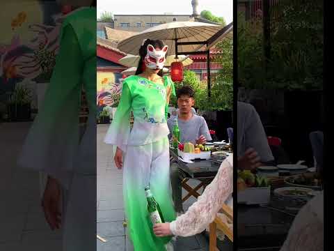 Nhân Viên Bá Đạo Nhất Trung Hoa|omg|帅哥后悔了吗？😂#汉服 #cosplay #douyin #funny