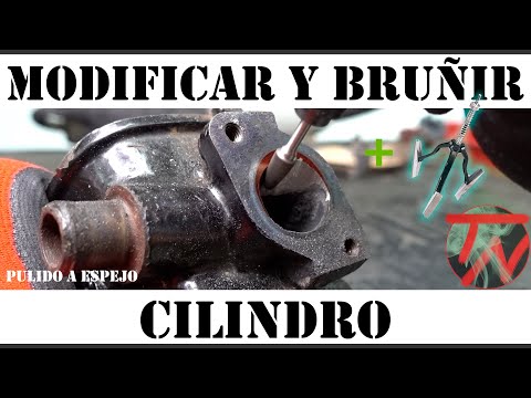 Como PREPARAR un CILINDRO para AUMENTAR POTENCIA + BRUÑIR CILINDRO MOTO 2T Trucar y Mejorar 49 🛵📈