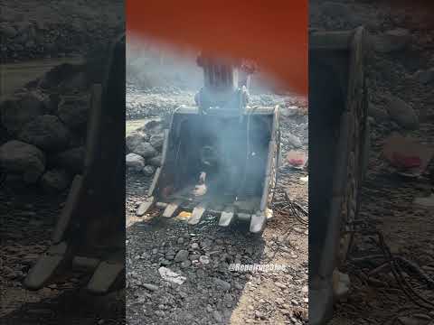 P1 Excavator Undercarriage Replacement and Reinforcement. #fyp #short #shorts #shortviral