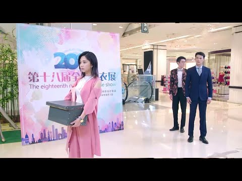 Movie | 灰姑娘意外撞到霸總，霸總一眼認出她就是他尋找的女孩！#狐狸的夏天#cdrama#職場#都市愛情