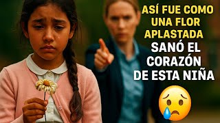Esta Niña Recogió una Flor Pisada y Nadie Imaginó Lo Que Provocaría    😢