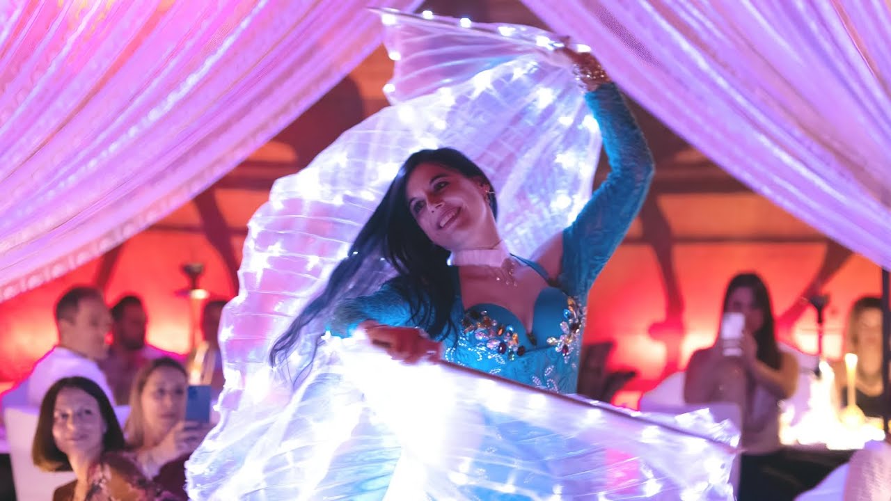 Amira Elena Danza