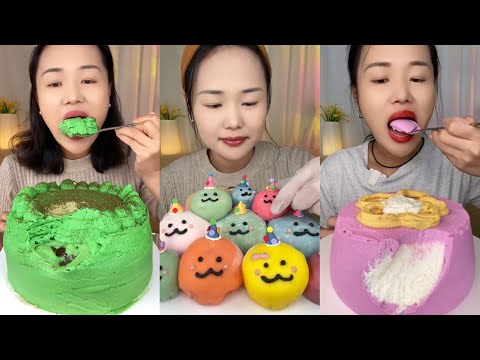 Dessert Mukbang (Cream crepe cakes and soft sticky mochis) Chewy sounds Satisfying