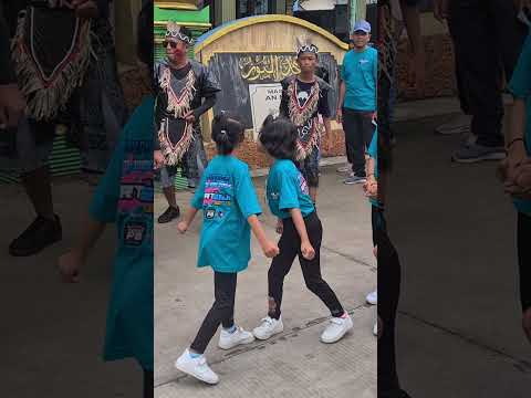 lucu banget adikku karnafal beloh #karnafal  #dancer #jogetkarnaval #cover #djremix