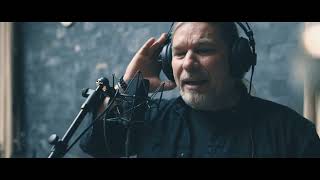 Petr Kolář - Co je vůbec v nás (feat. Olympic) (Official Video)