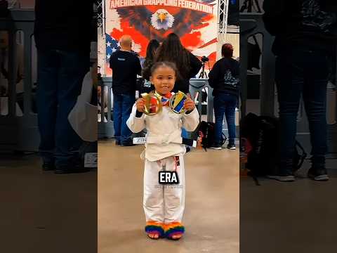 essa menina ensinou o verdadeiro jiu-jitsu para esse garoto #shortsfeed #jiujitsu