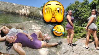 🔴-las sipotas vienen a este bonito lugar solo a meditar🧘🏻‍♀️🧘🏻🤣