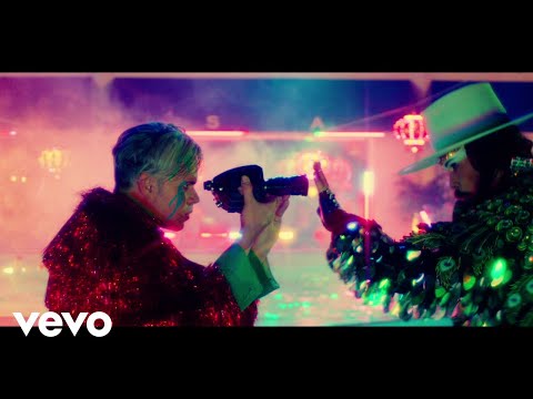 Music On The Radio - Empire Of The Sun 