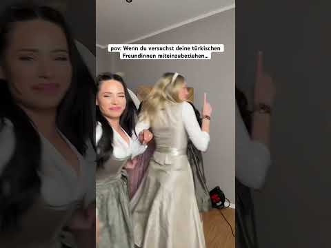 Normalerweise ist es immer andersrum😂 Wir zeigen uns gegenseitig unsere Kulturen🫶🏻 Halay Queen💃