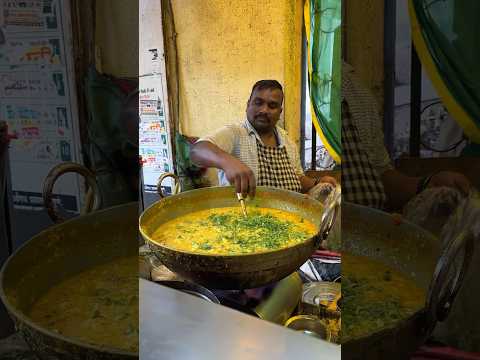 Pune’s Famous Hindswaraj Special Tadka Dal Khichdi #shorts #indianstreetfood