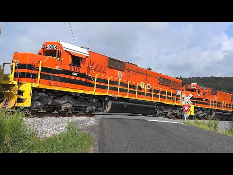 Maryland Midland Train with Australian EMD SD50