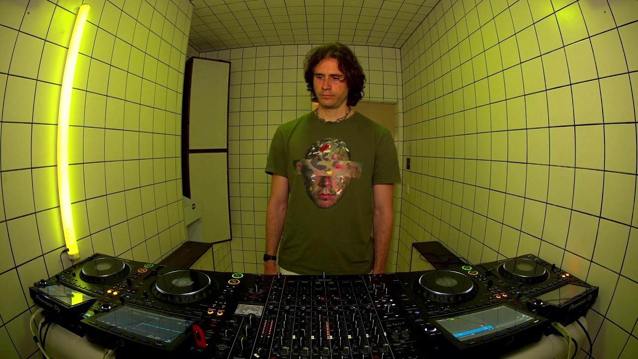 Alex Wilcox | HÖR – June 13 / 2026