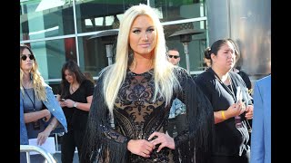Brooke Hogan Sie sah den Leichnam ihres verstorbenen Vaters Hulk Hogan