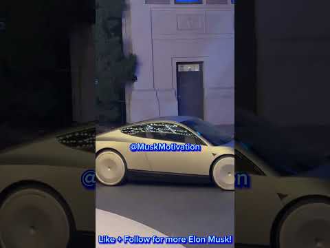 Elon Musk demonstrates Tesla’s new Robotaxi!